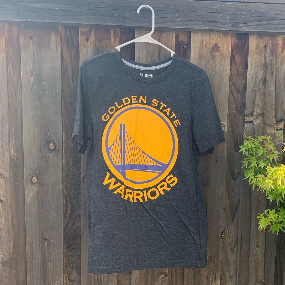 Warriors Tee NWOT! Size Small